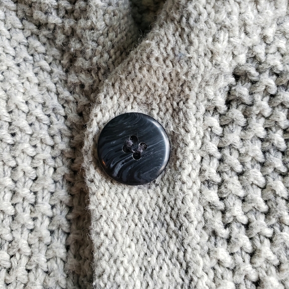 Held in Common, Knit Cardigan Sweater (Medium) - Picture 4 of 8